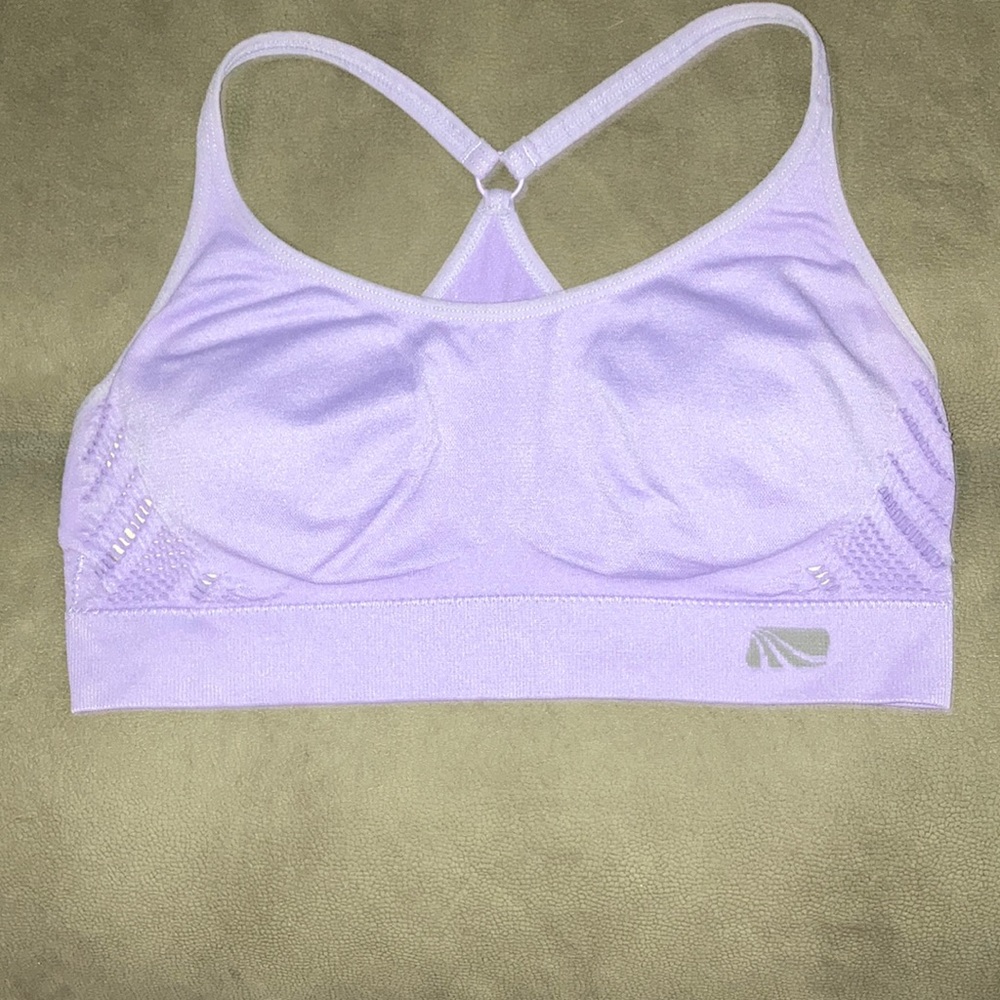 Marika size Medium sports bra
